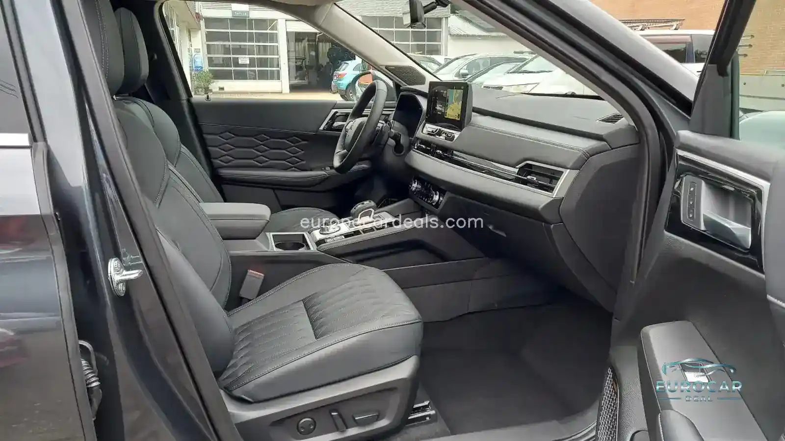 Mitsubishi Plug-in Hybrid Outlander