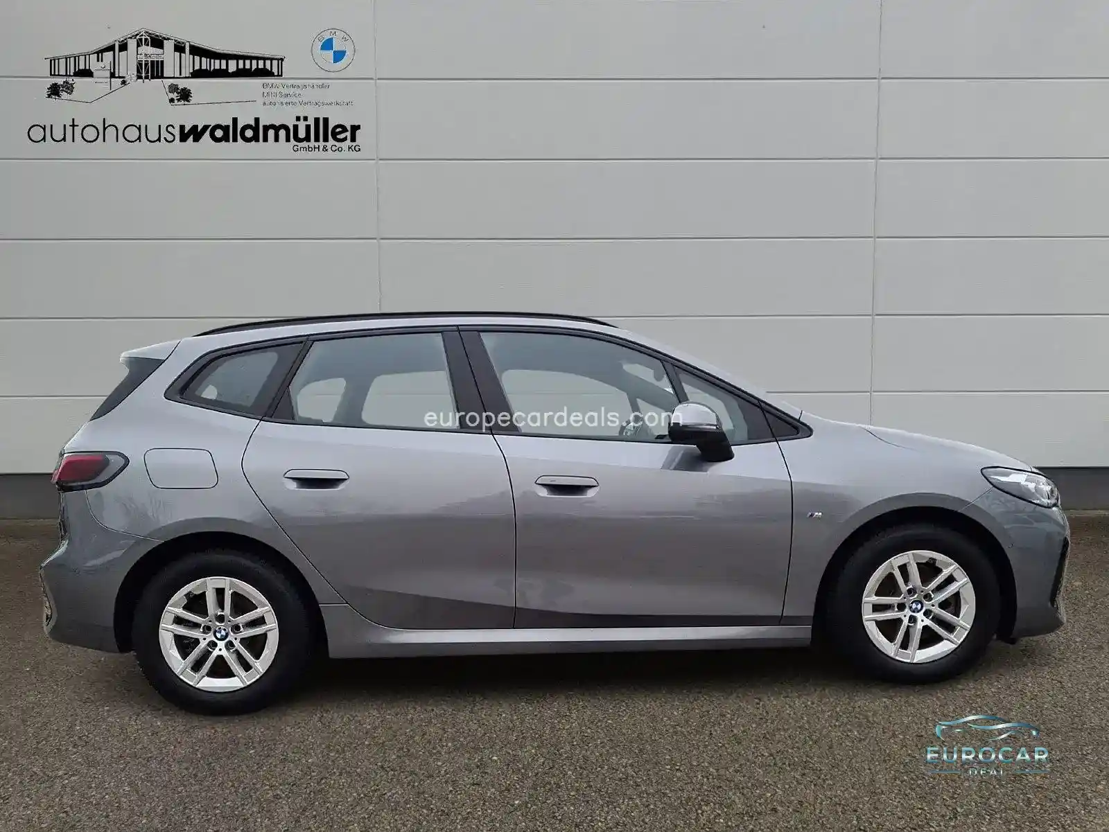 BMW 220