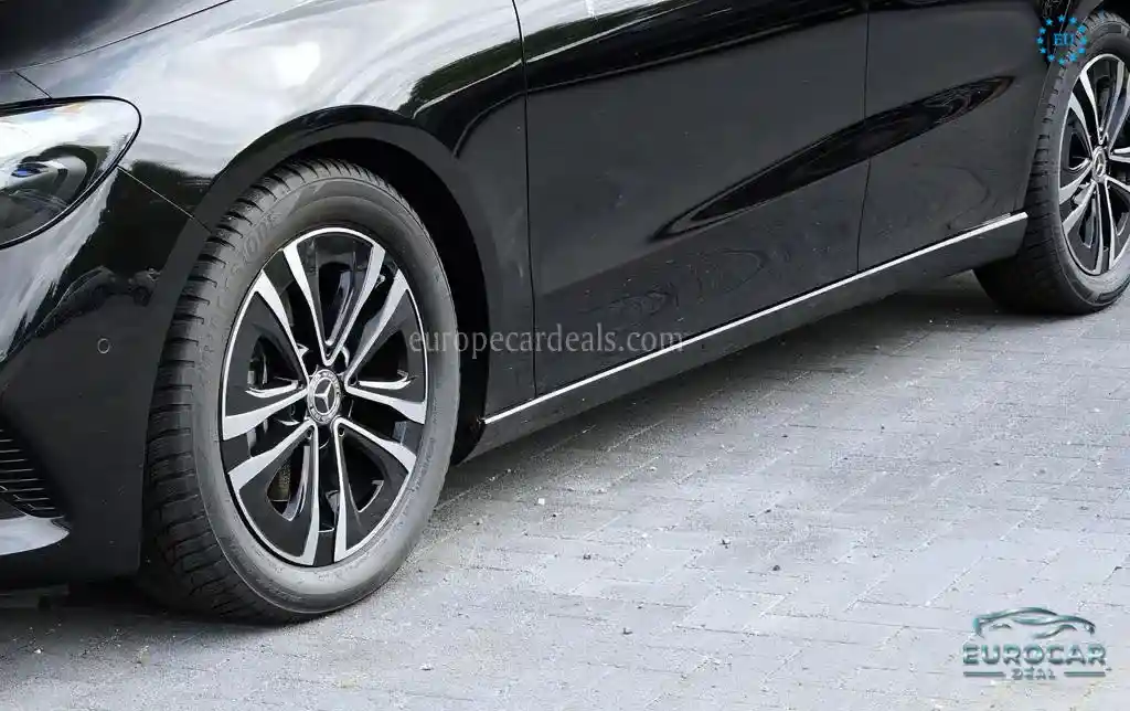 Mercedes-Benz B 200