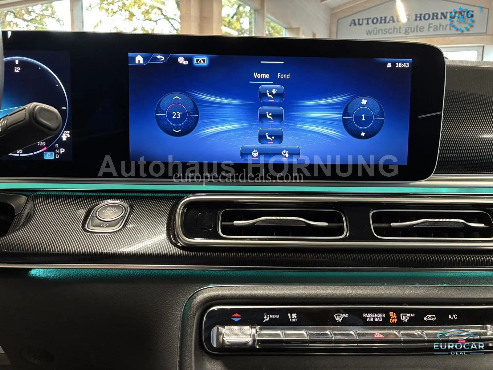 Mercedes-Benz V 220