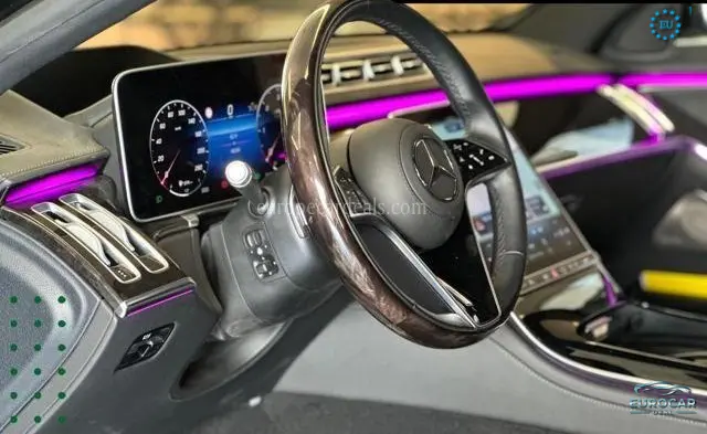 Mercedes-Benz S 400