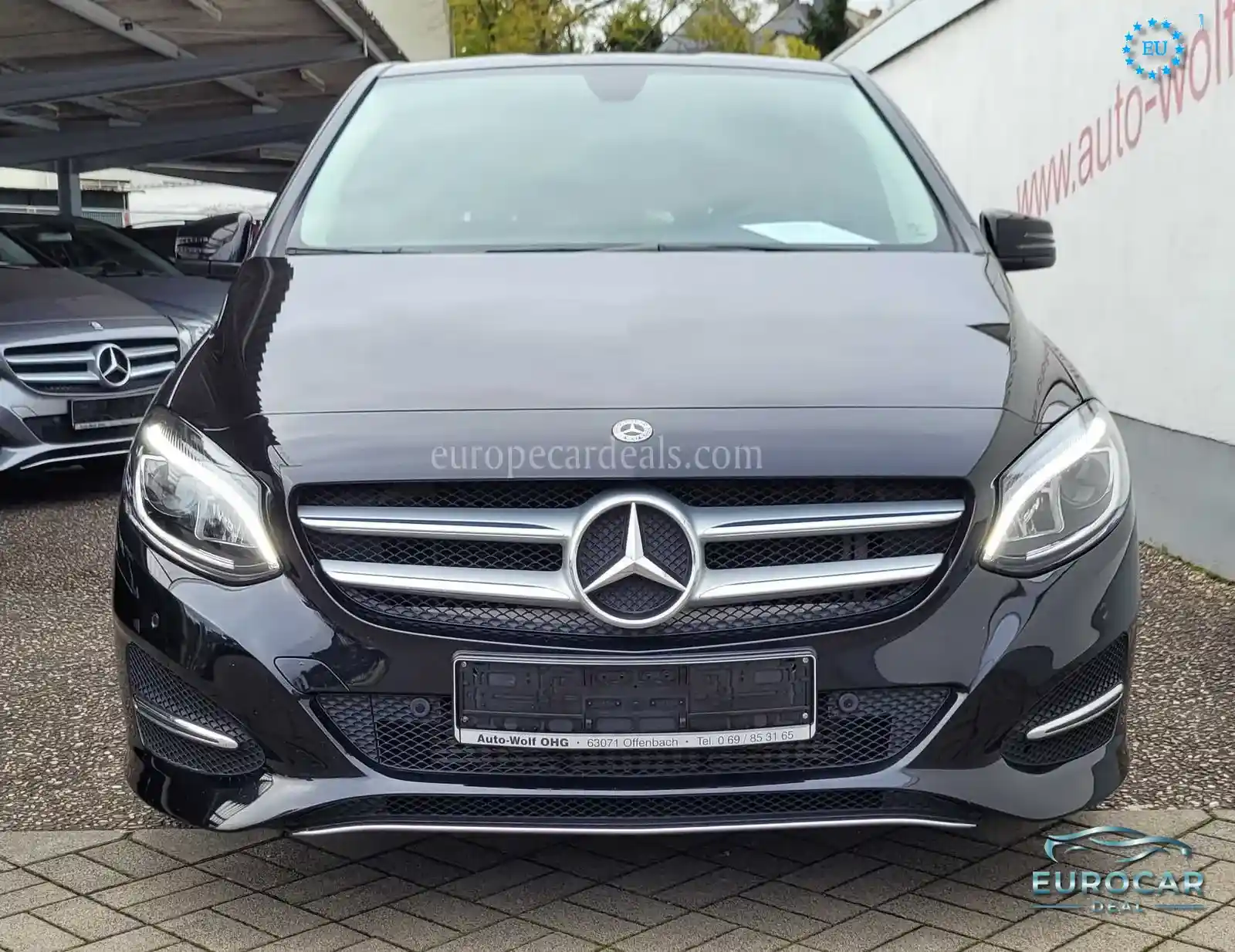 Mercedes-Benz B 180