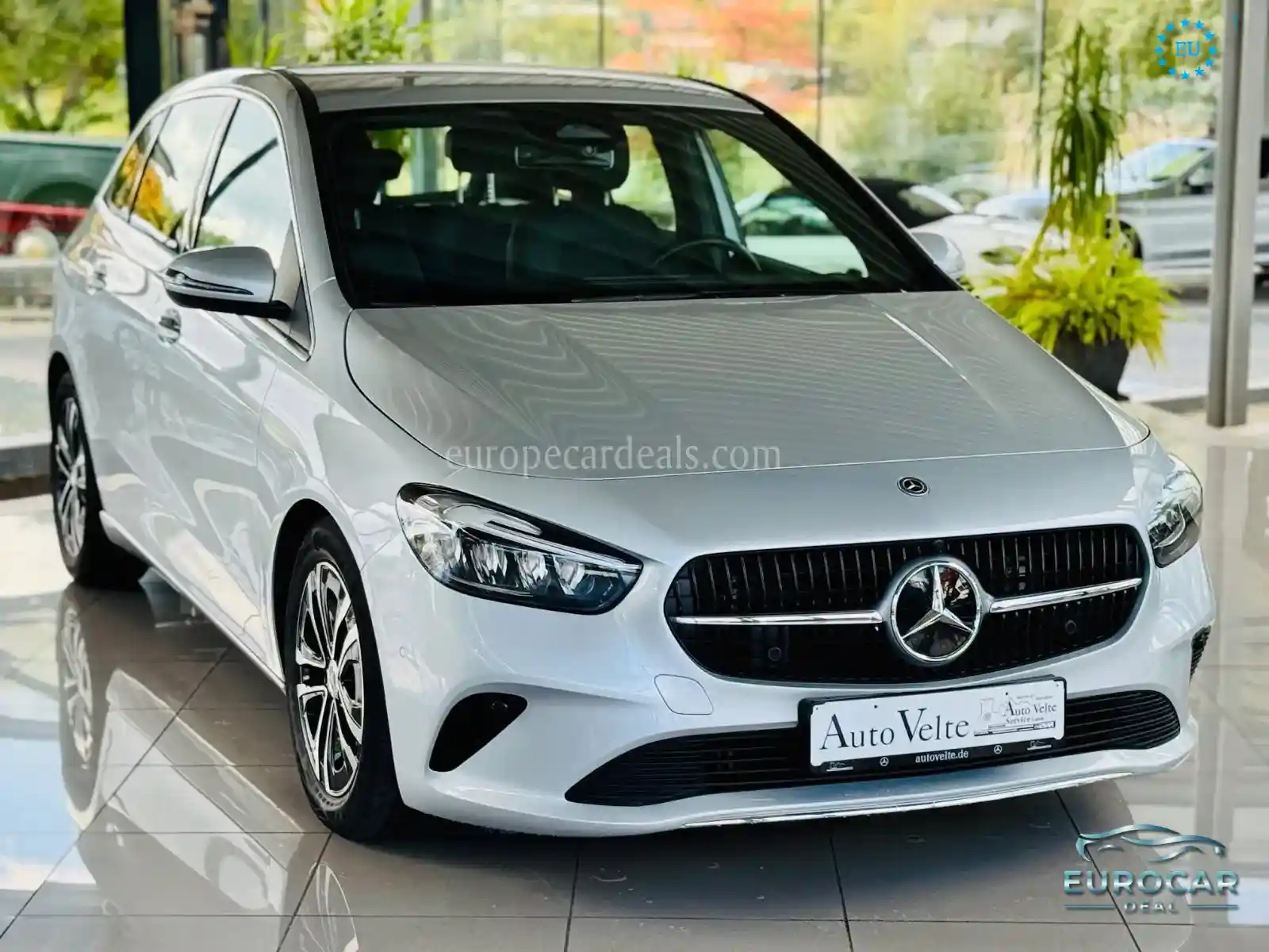Mercedes-Benz B 220