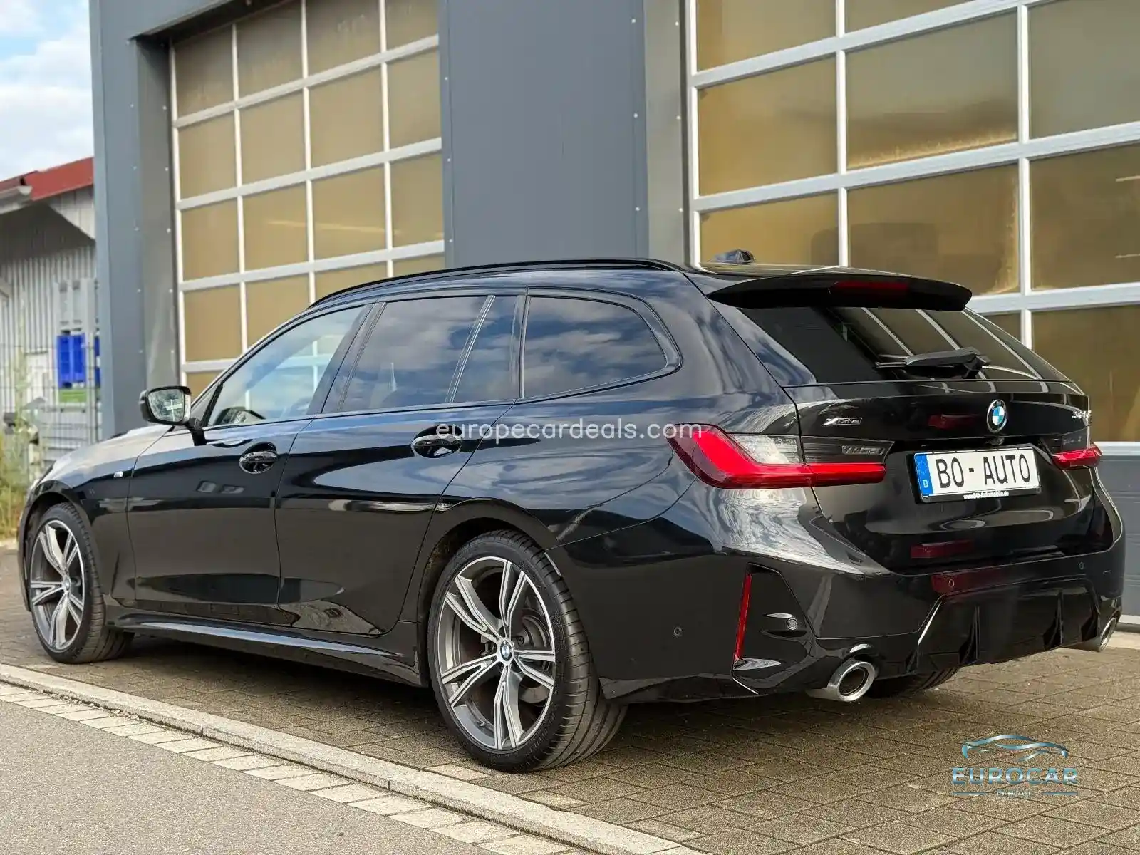 BMW 320