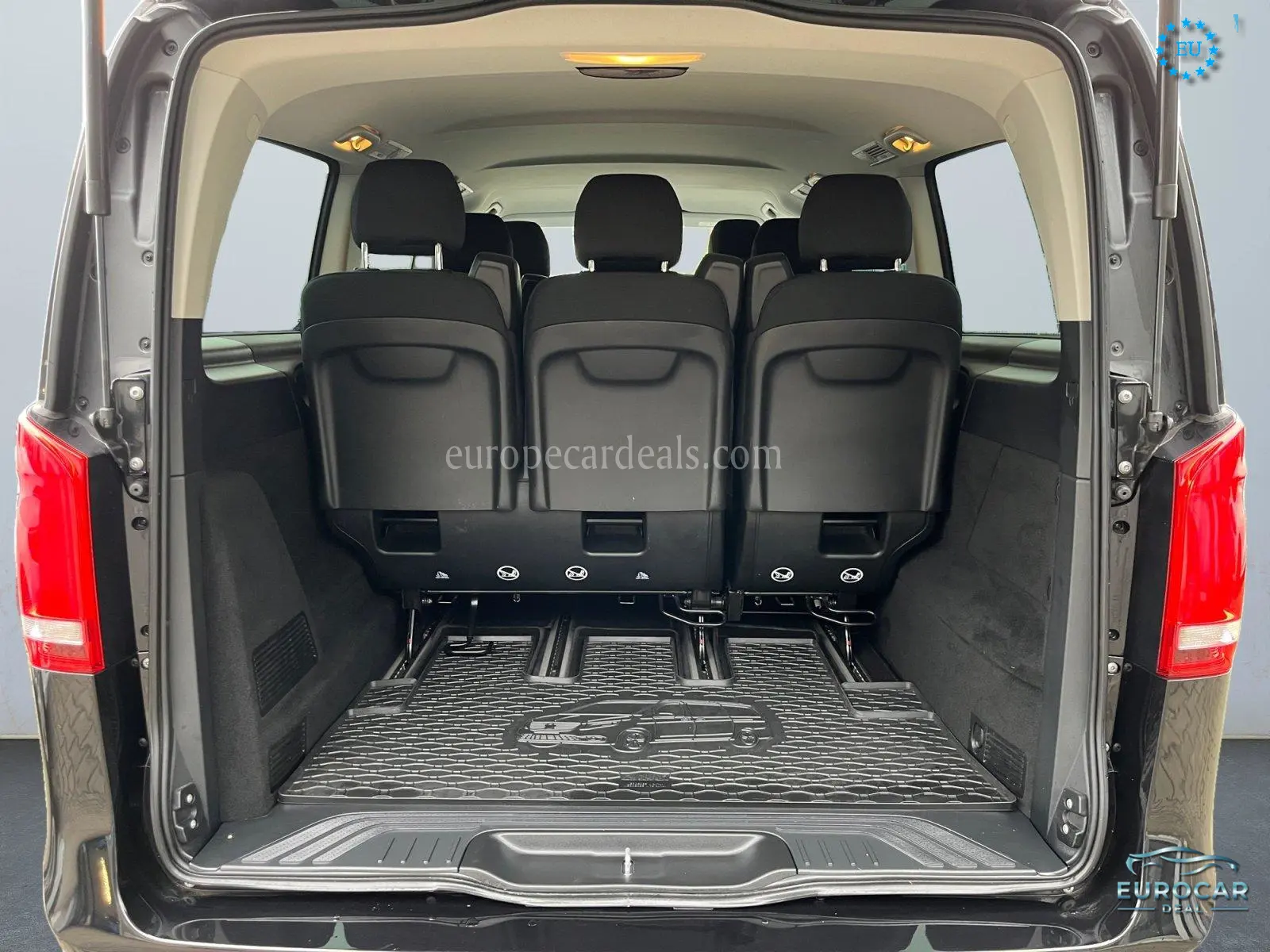 Mercedes-Benz V 220