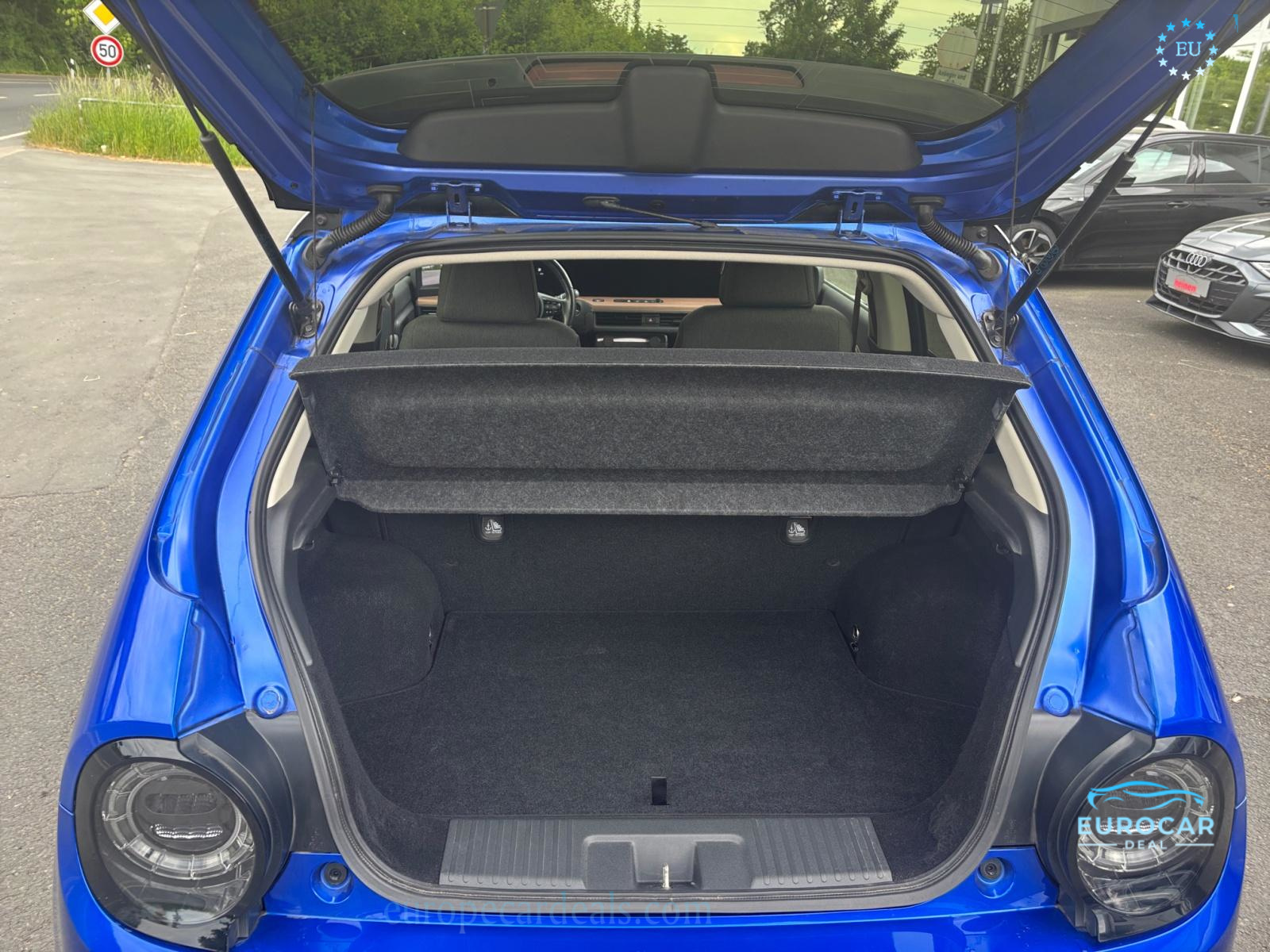 Honda e