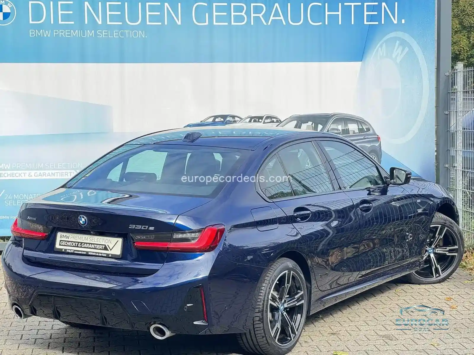 BMW 330