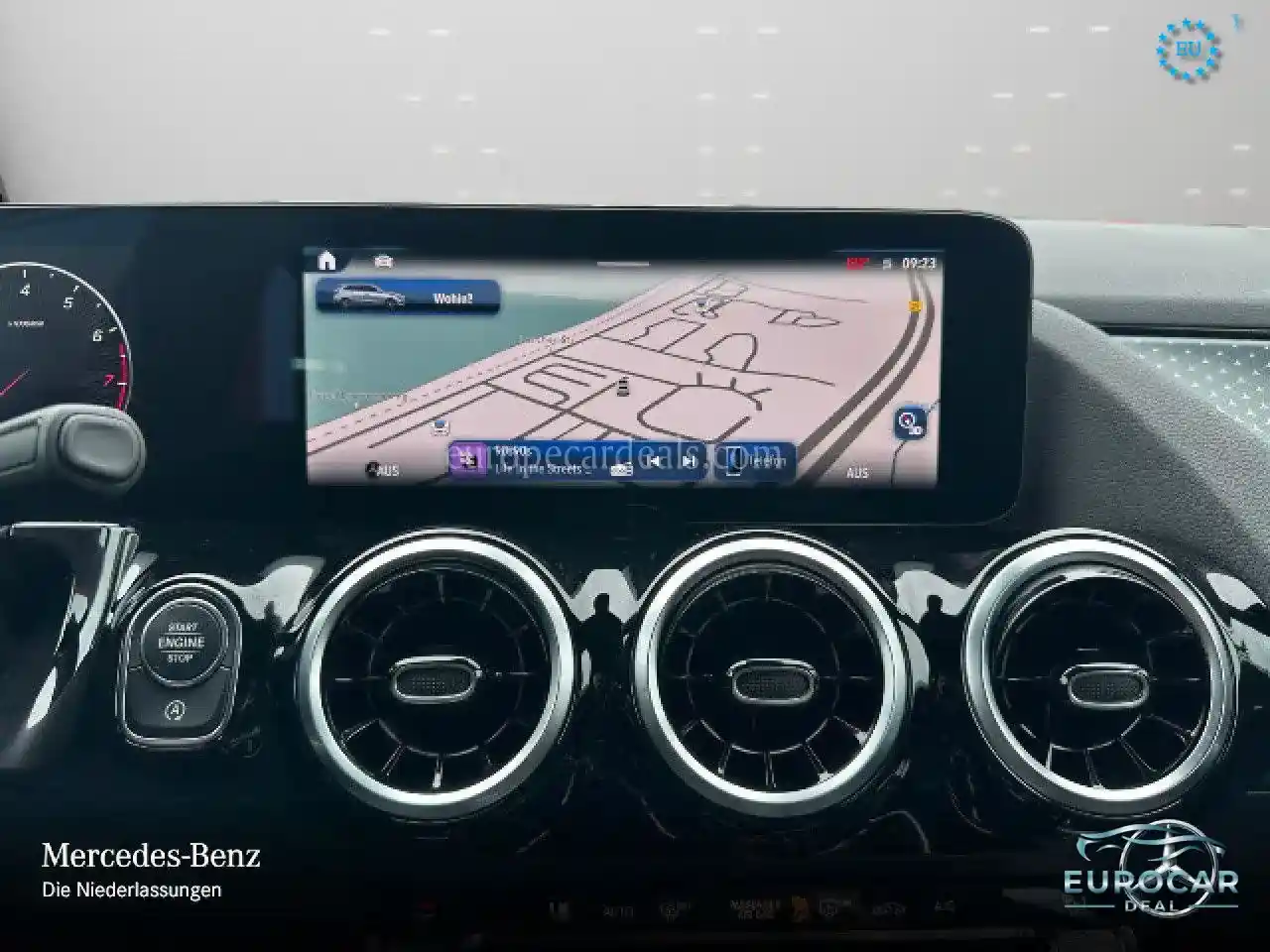 Mercedes-Benz B 220