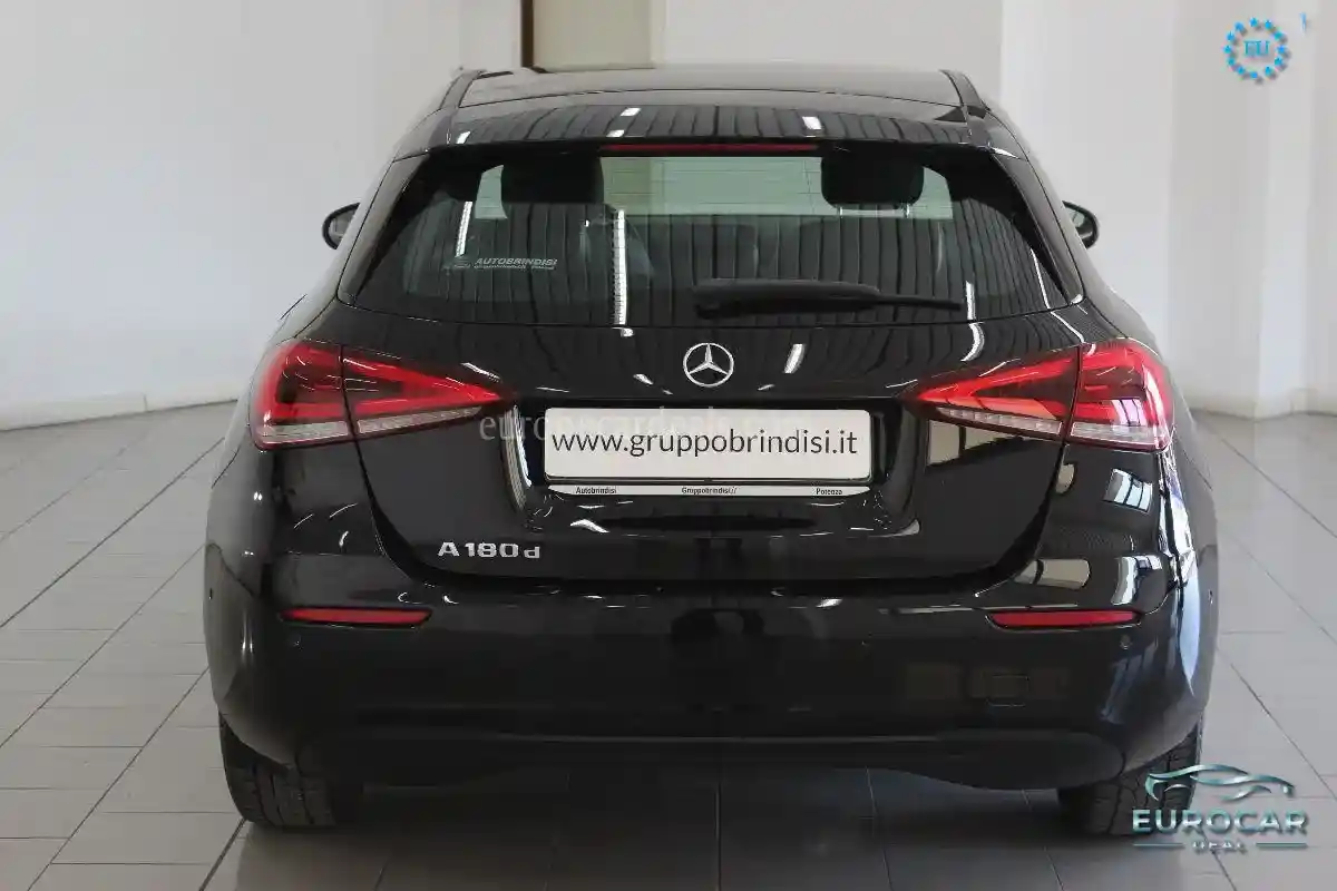 Mercedes-Benz A 180