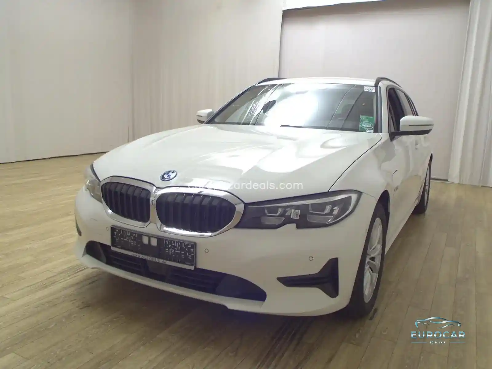 BMW 330