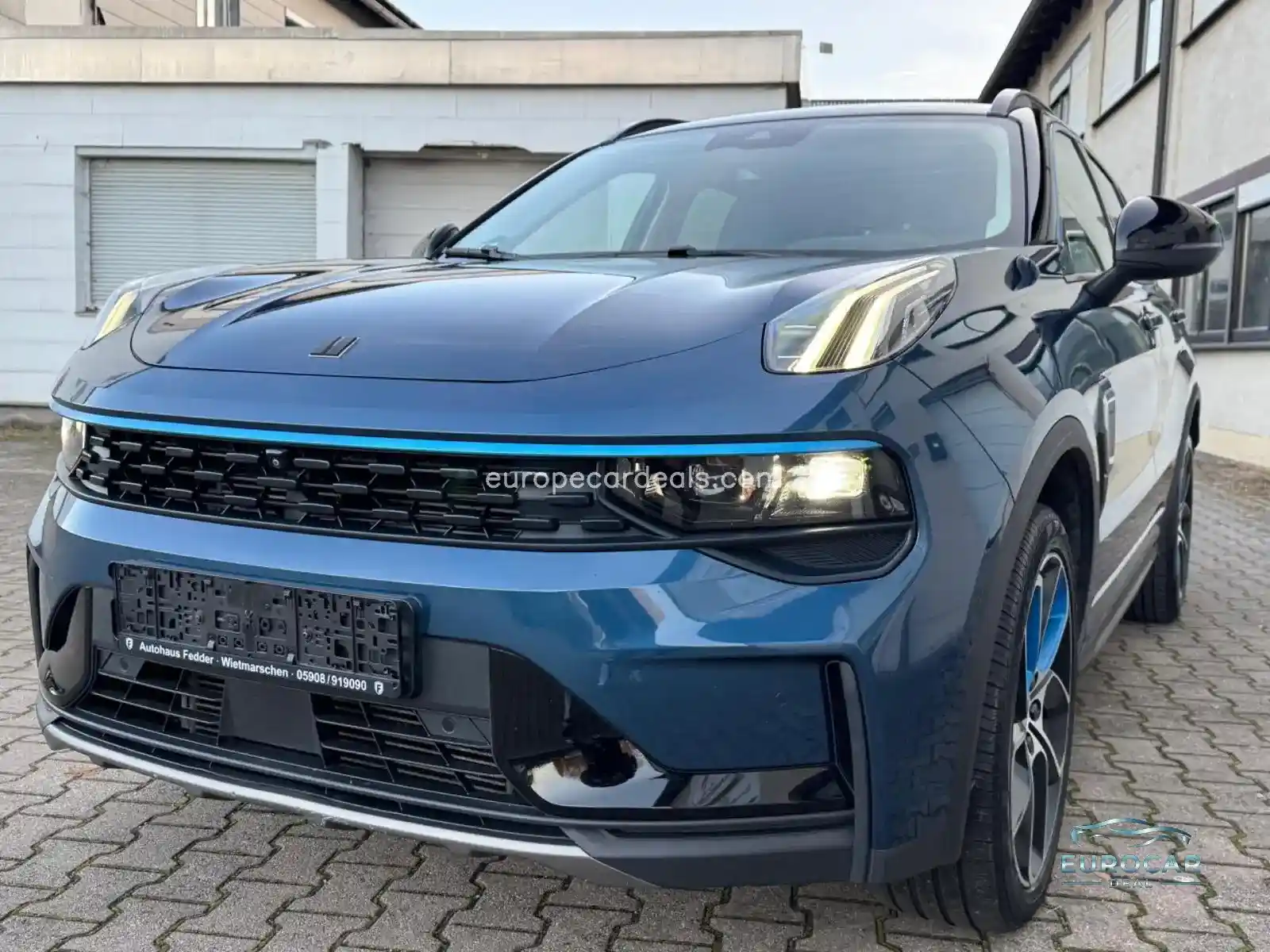 Lynk&Co 01