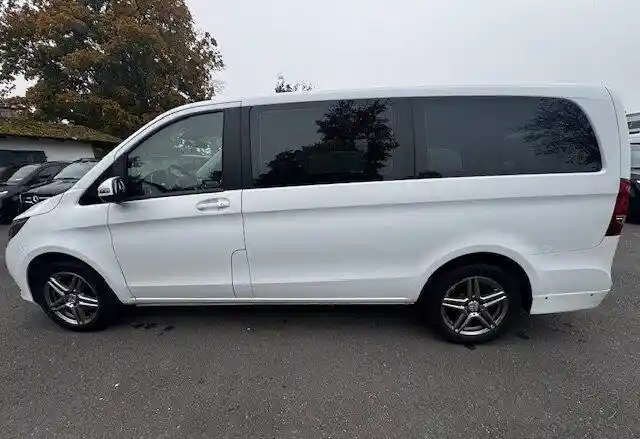 Mercedes-Benz V 200