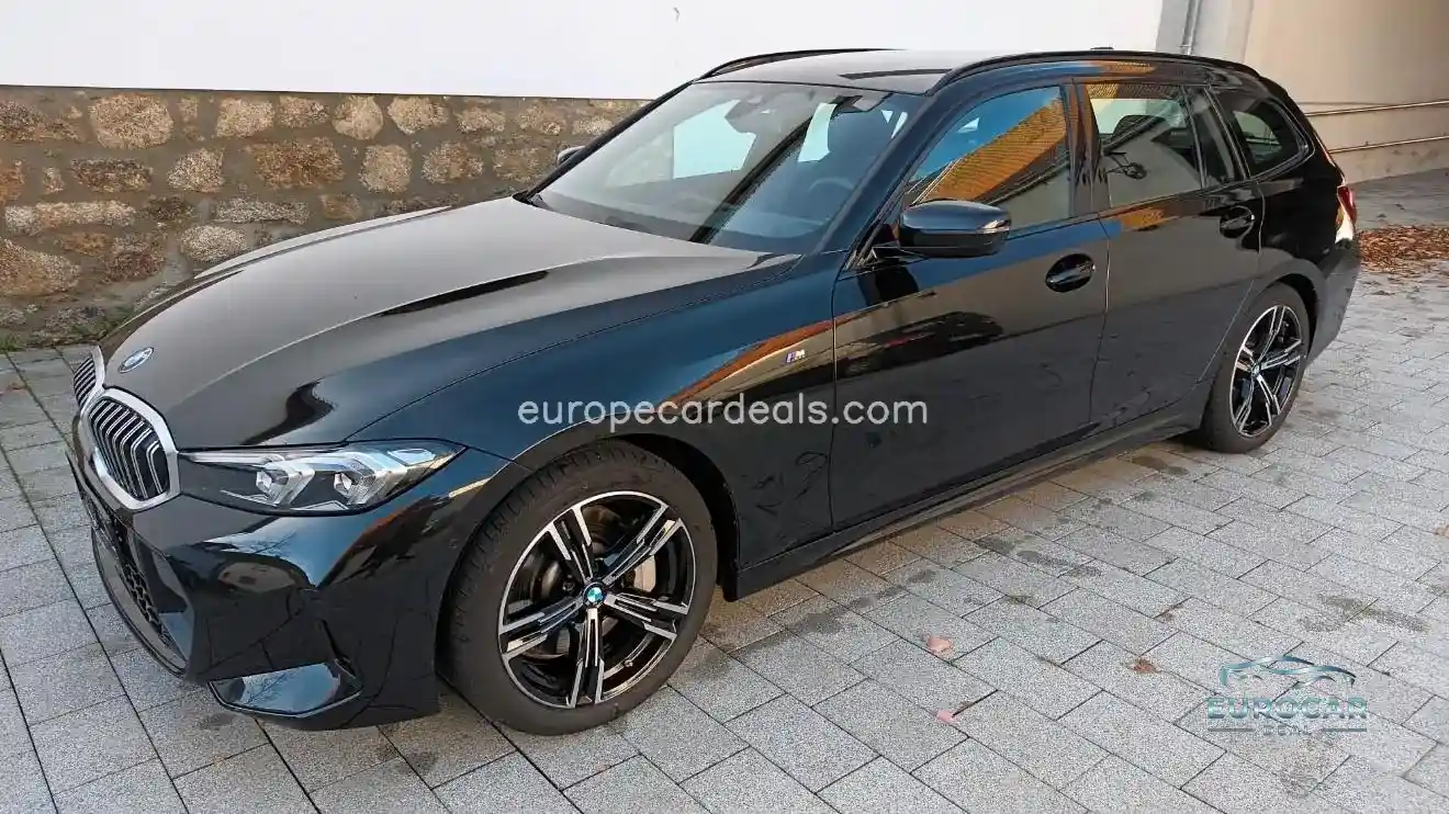 BMW 330