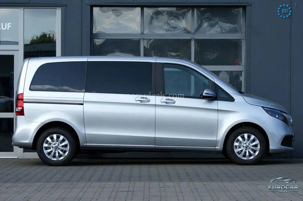 Mercedes-Benz V 220