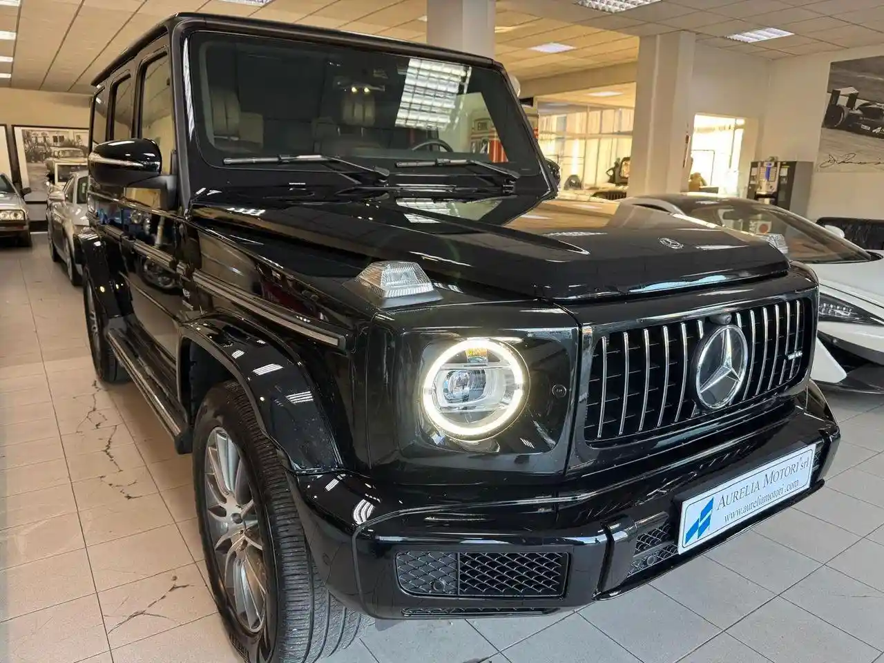 Mercedes-Benz G 500
