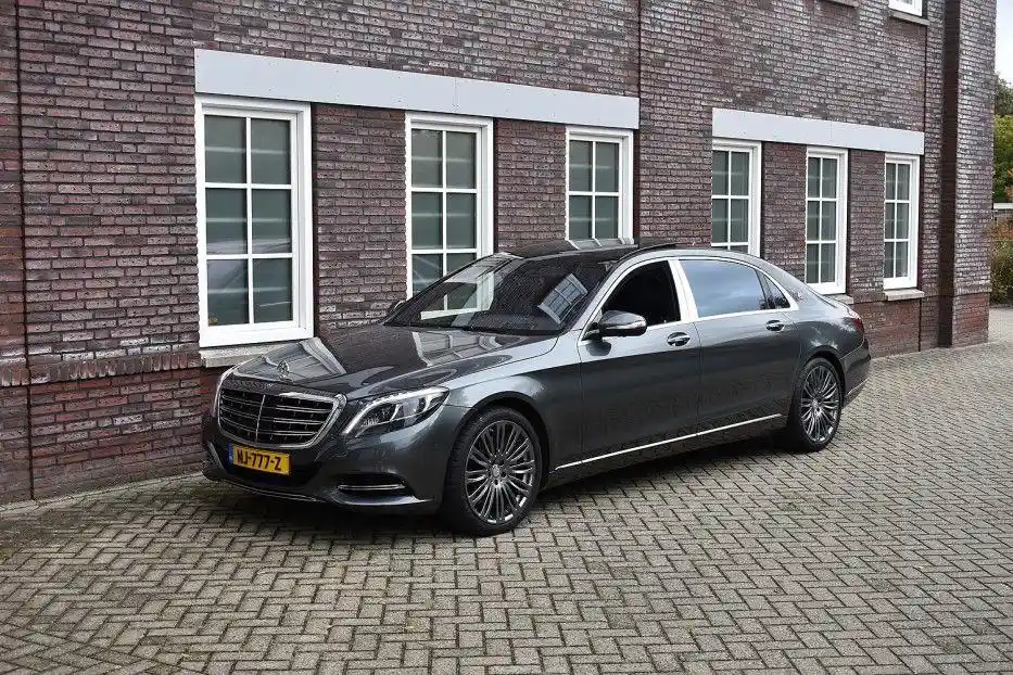 Mercedes-Benz S 500
