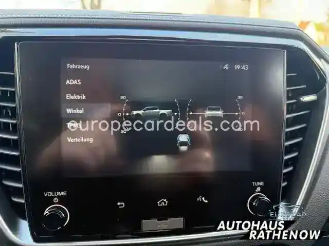 Space Cab 4X4 Allrad LSE Autom.MY2025 Lede