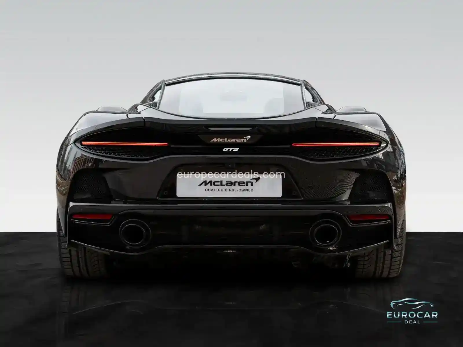 McLaren GT