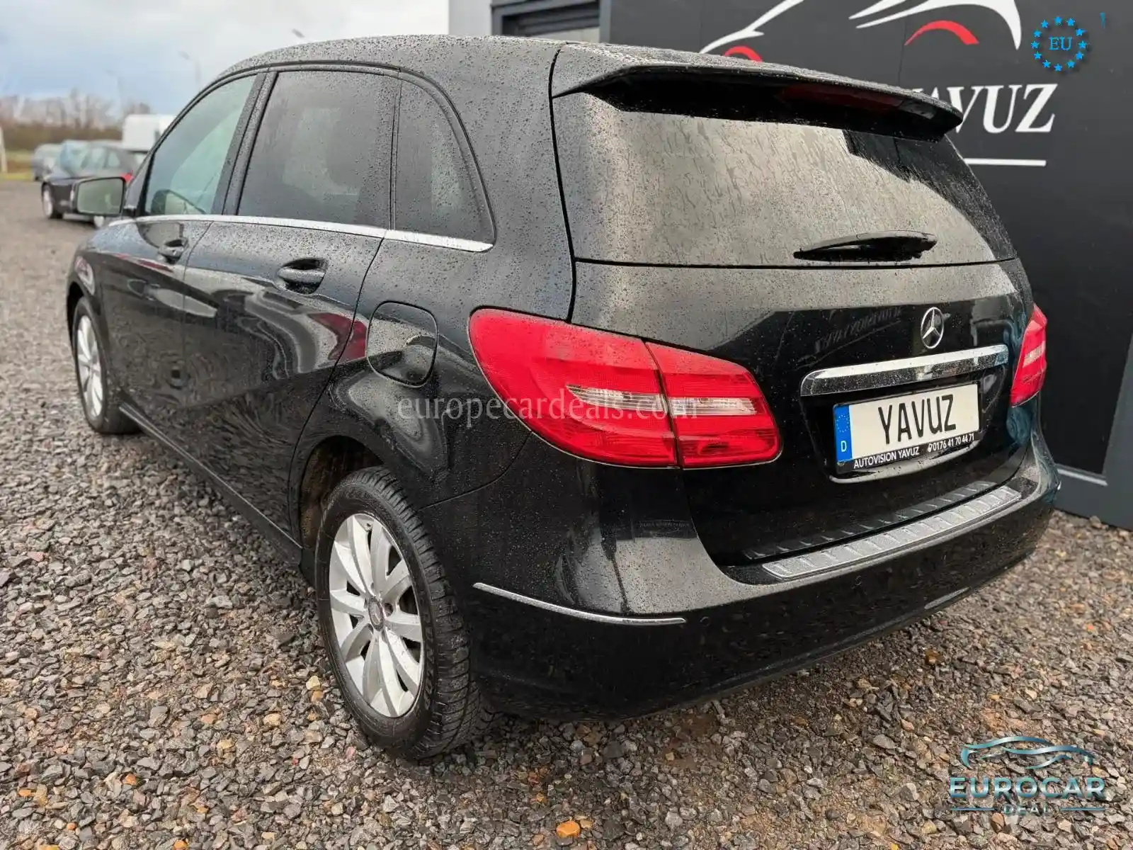 Mercedes-Benz B 200