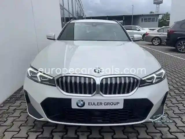 BMW 330