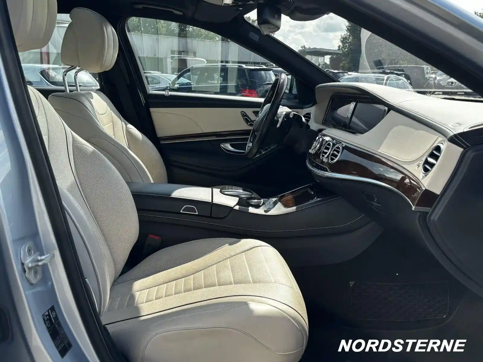 Mercedes-Benz S 500