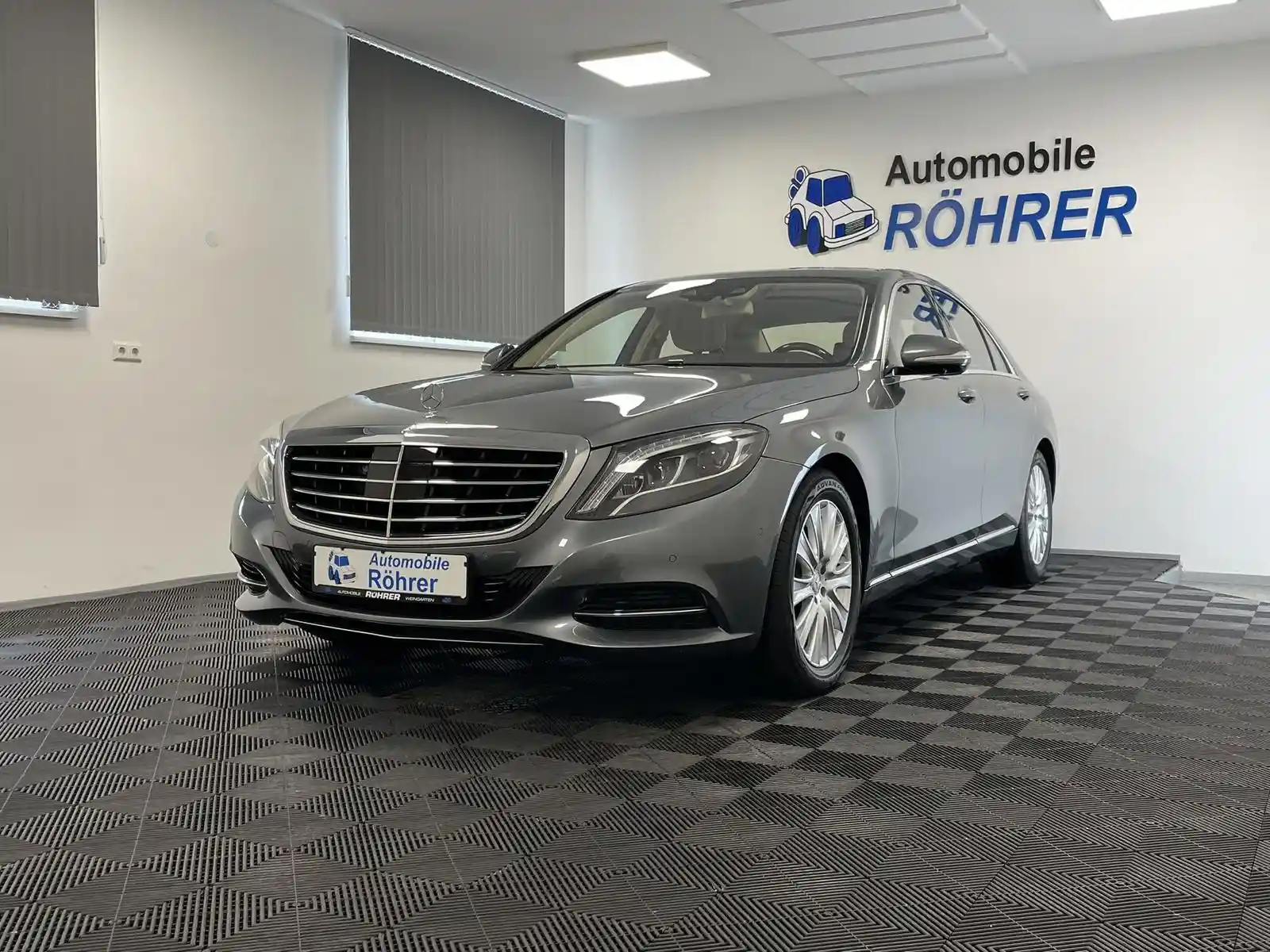 Mercedes-Benz S 500
