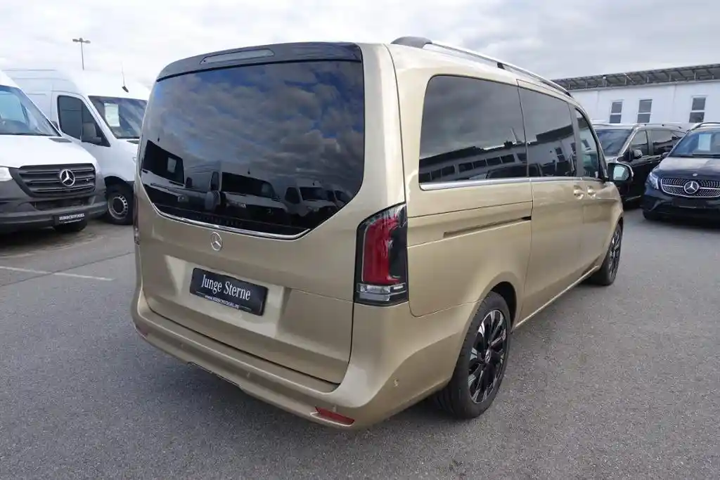 Mercedes-Benz V 250