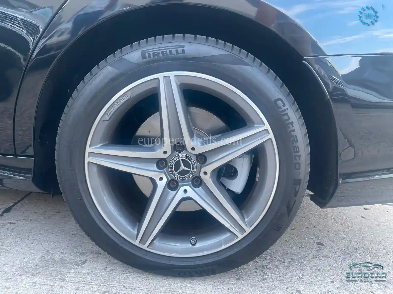 Mercedes-Benz E 300