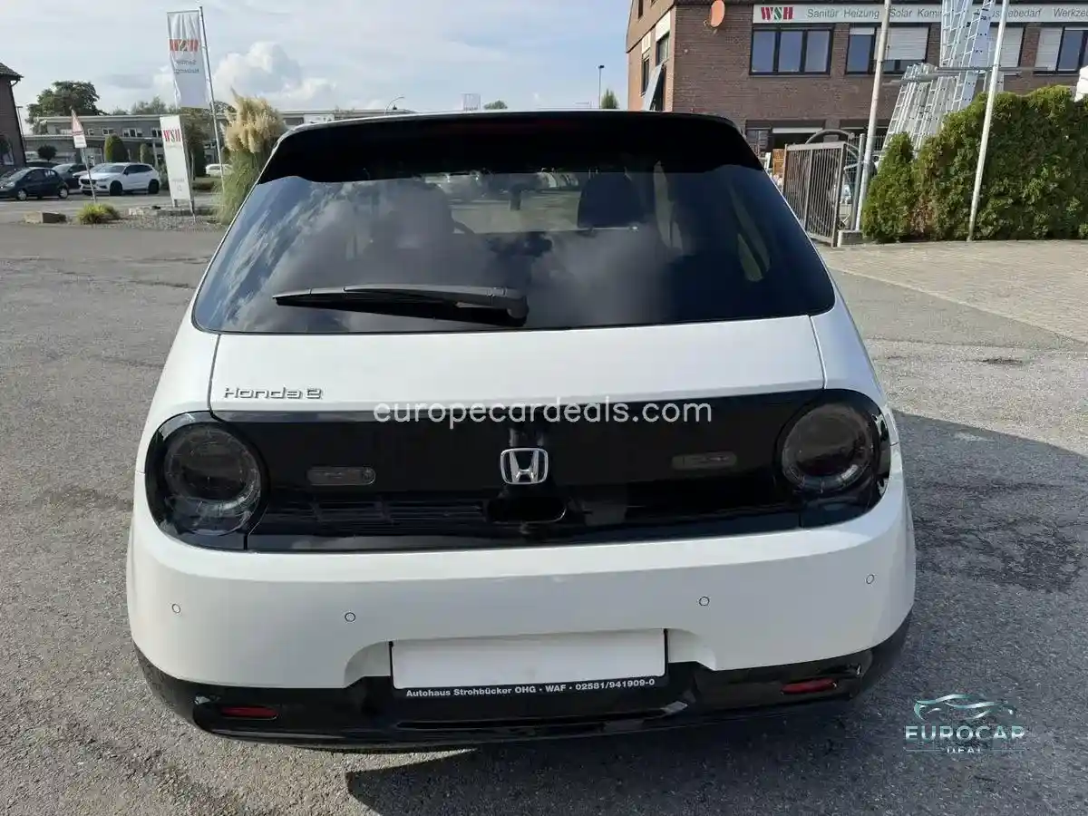 Honda e