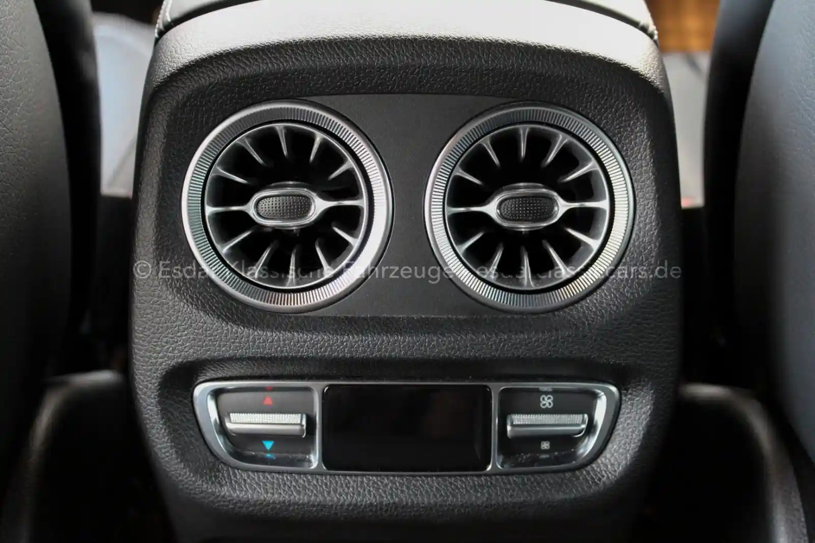 Mercedes-Benz G 500