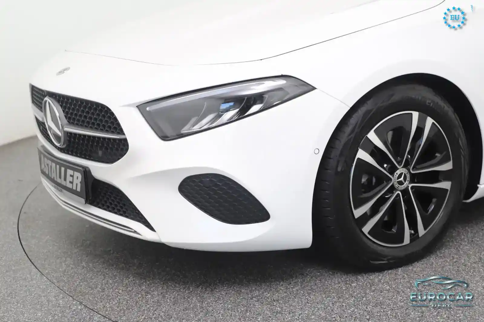 Mercedes-Benz A 220