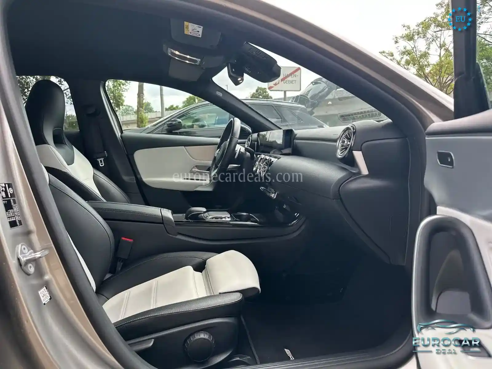Mercedes-Benz A 220