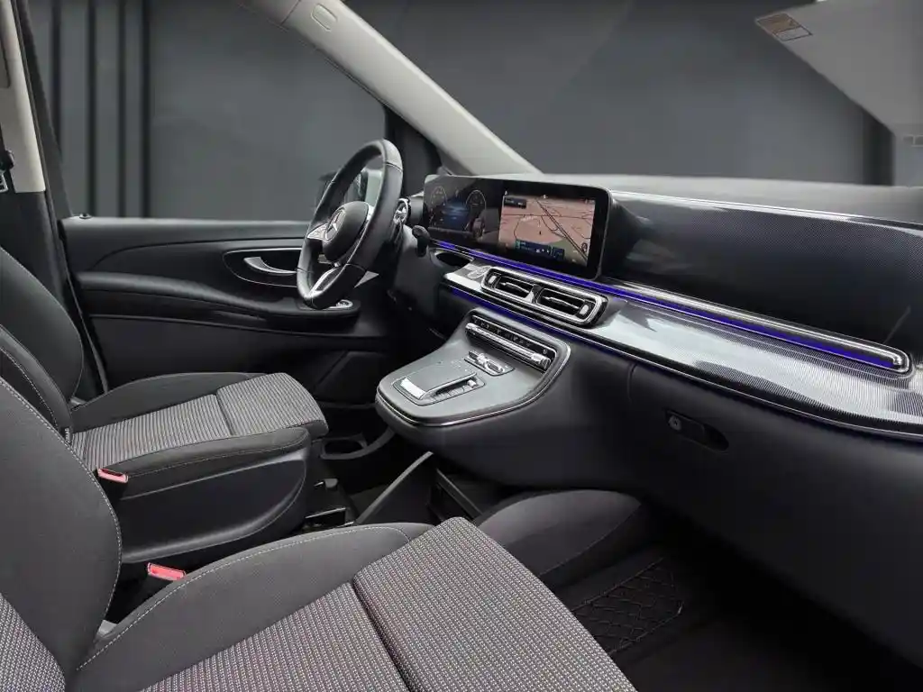Mercedes-Benz V 250