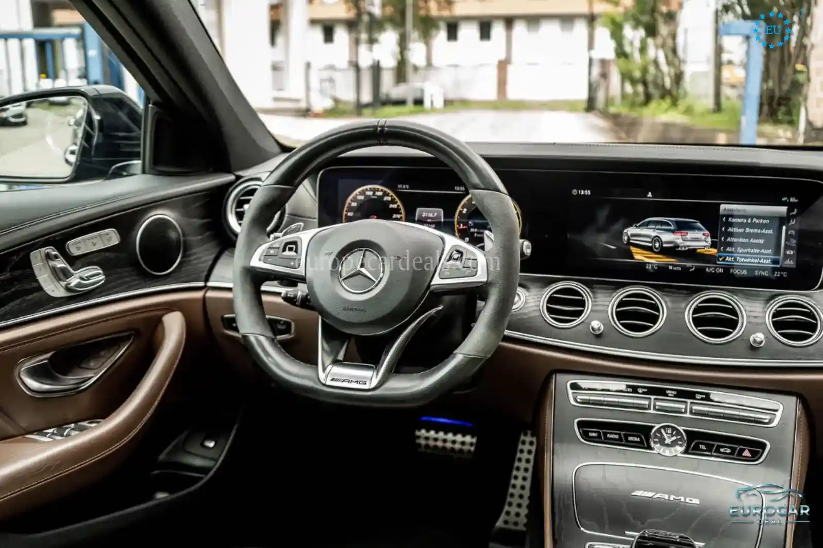 Mercedes-Benz E 63 AMG