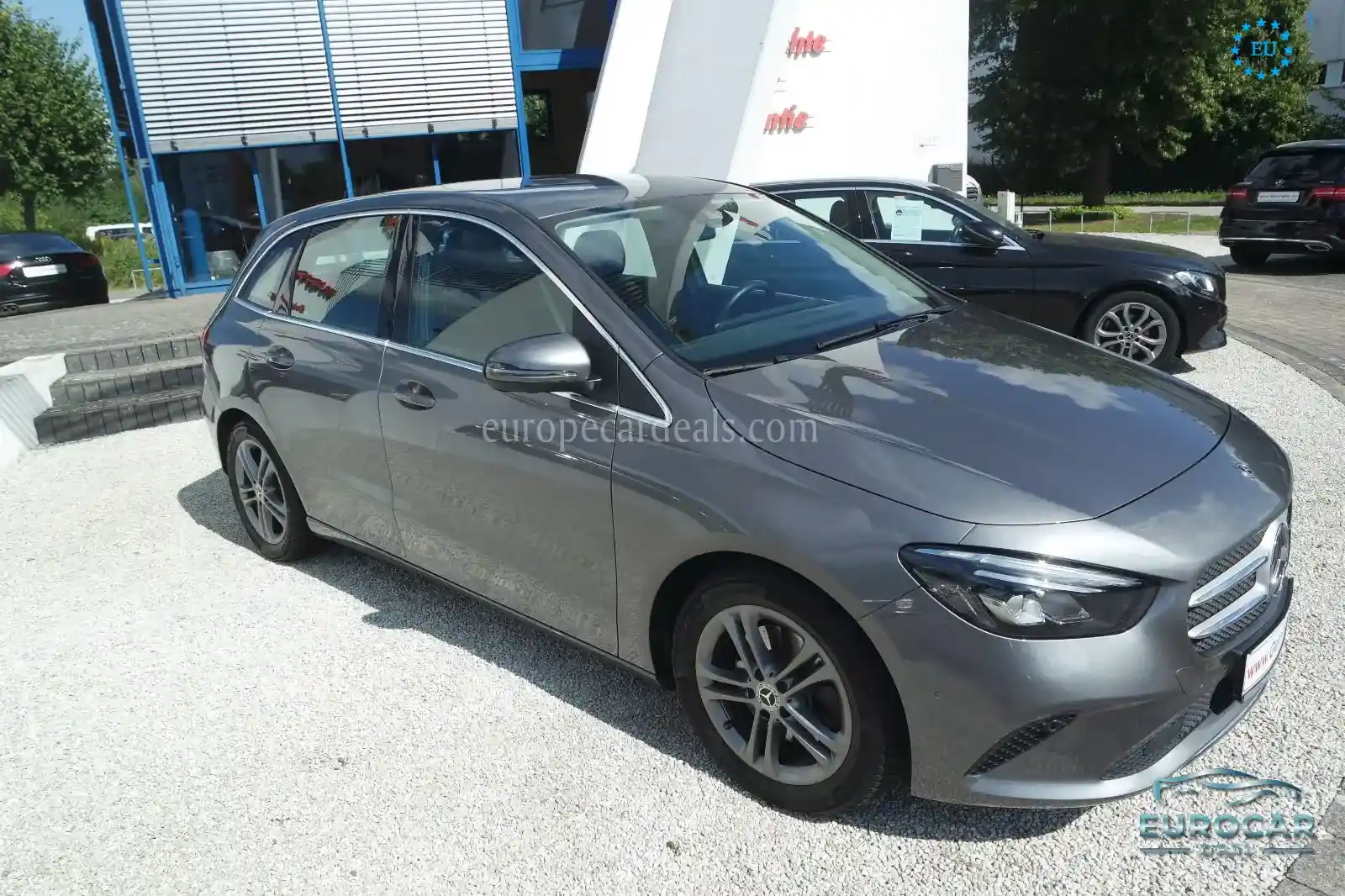 Mercedes-Benz B 220