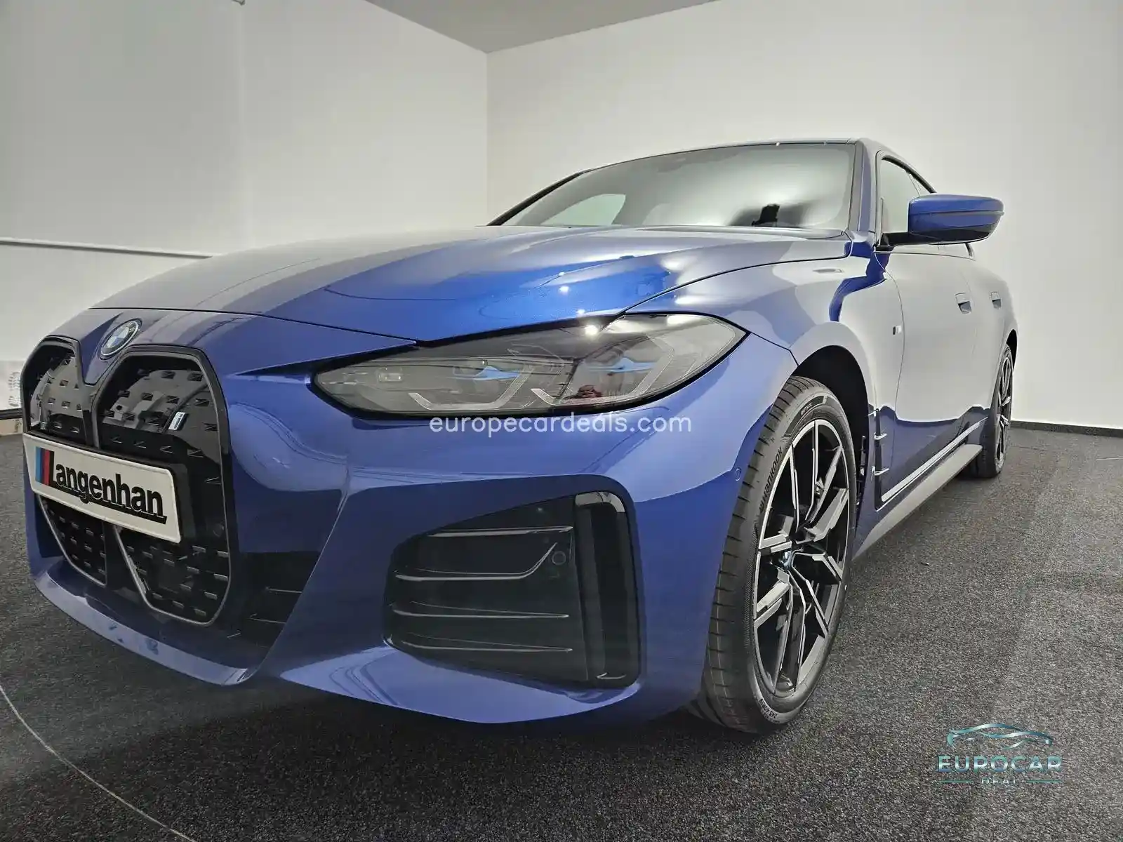 BMW i4