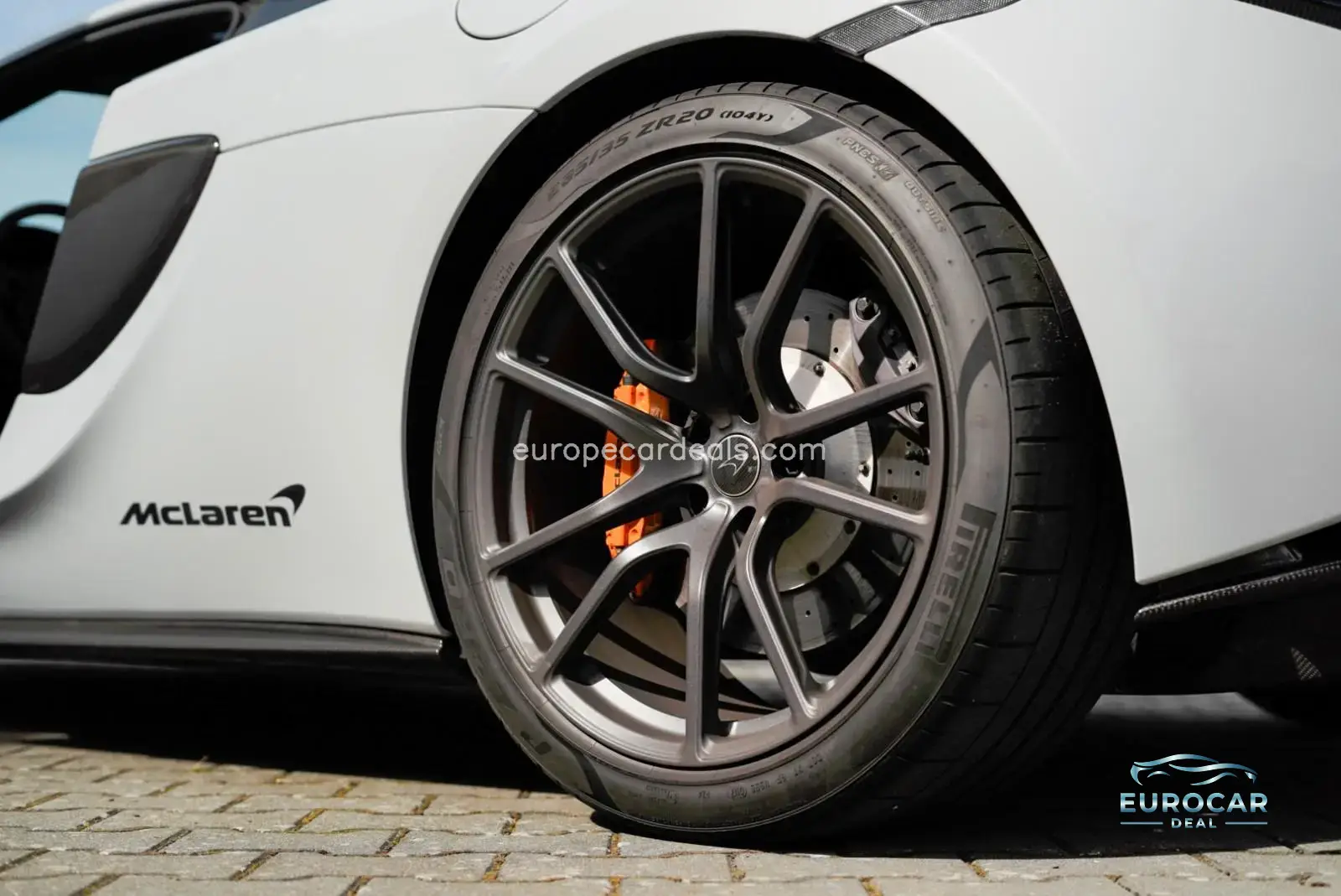 McLaren 570GT