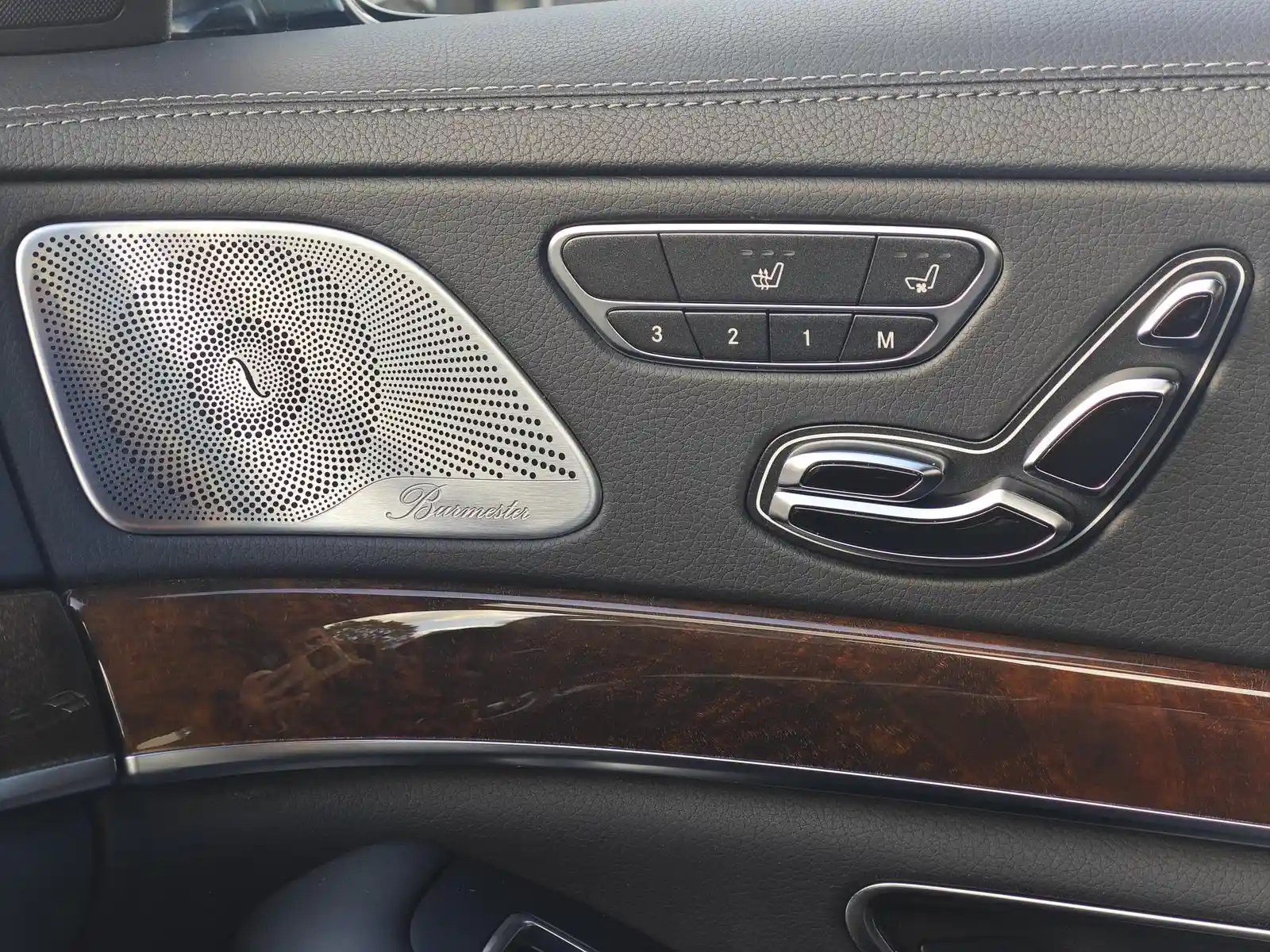 Mercedes-Benz S 500