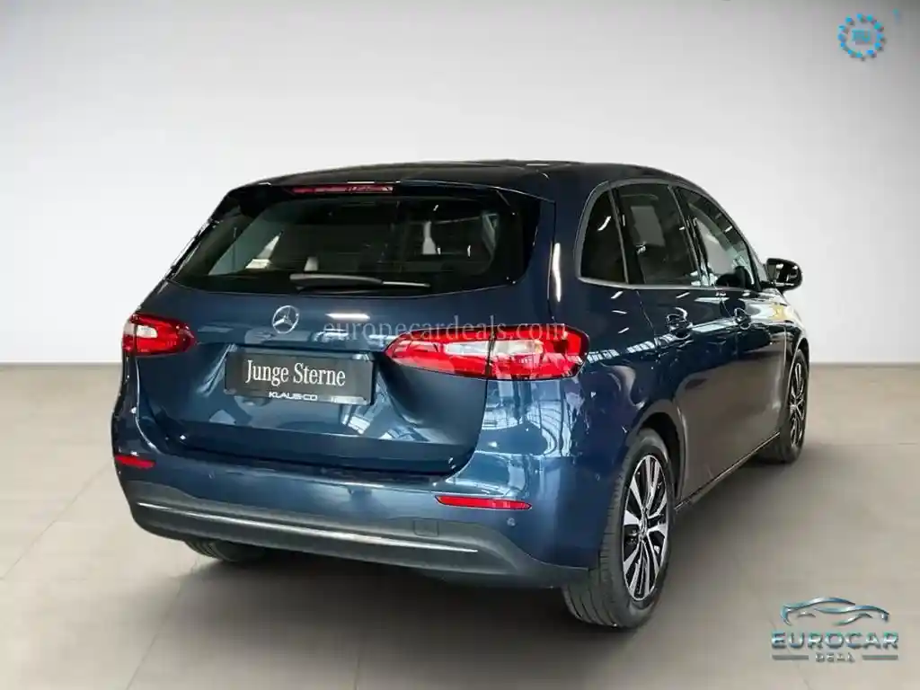 Mercedes-Benz B 220