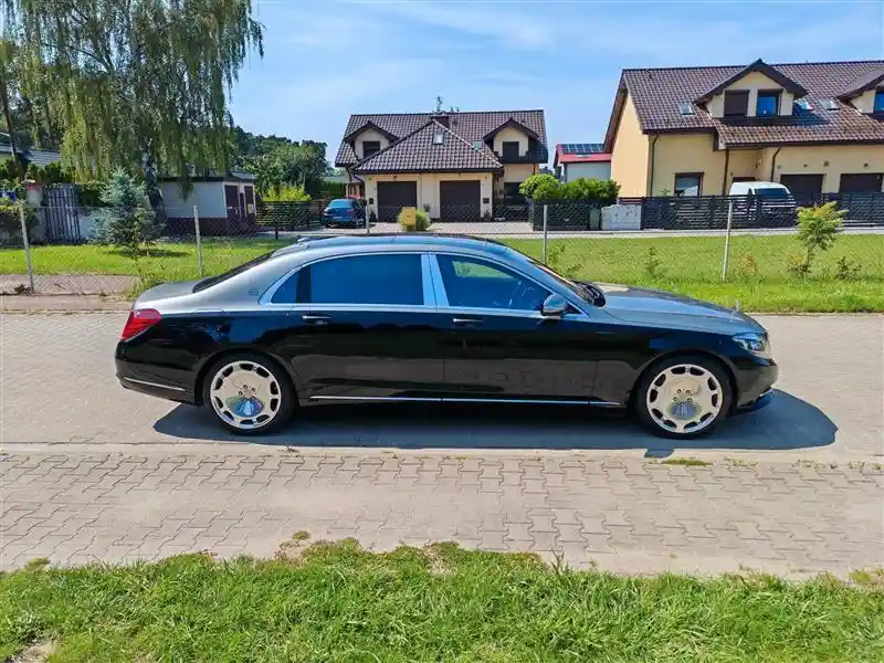 Mercedes-Benz S 500