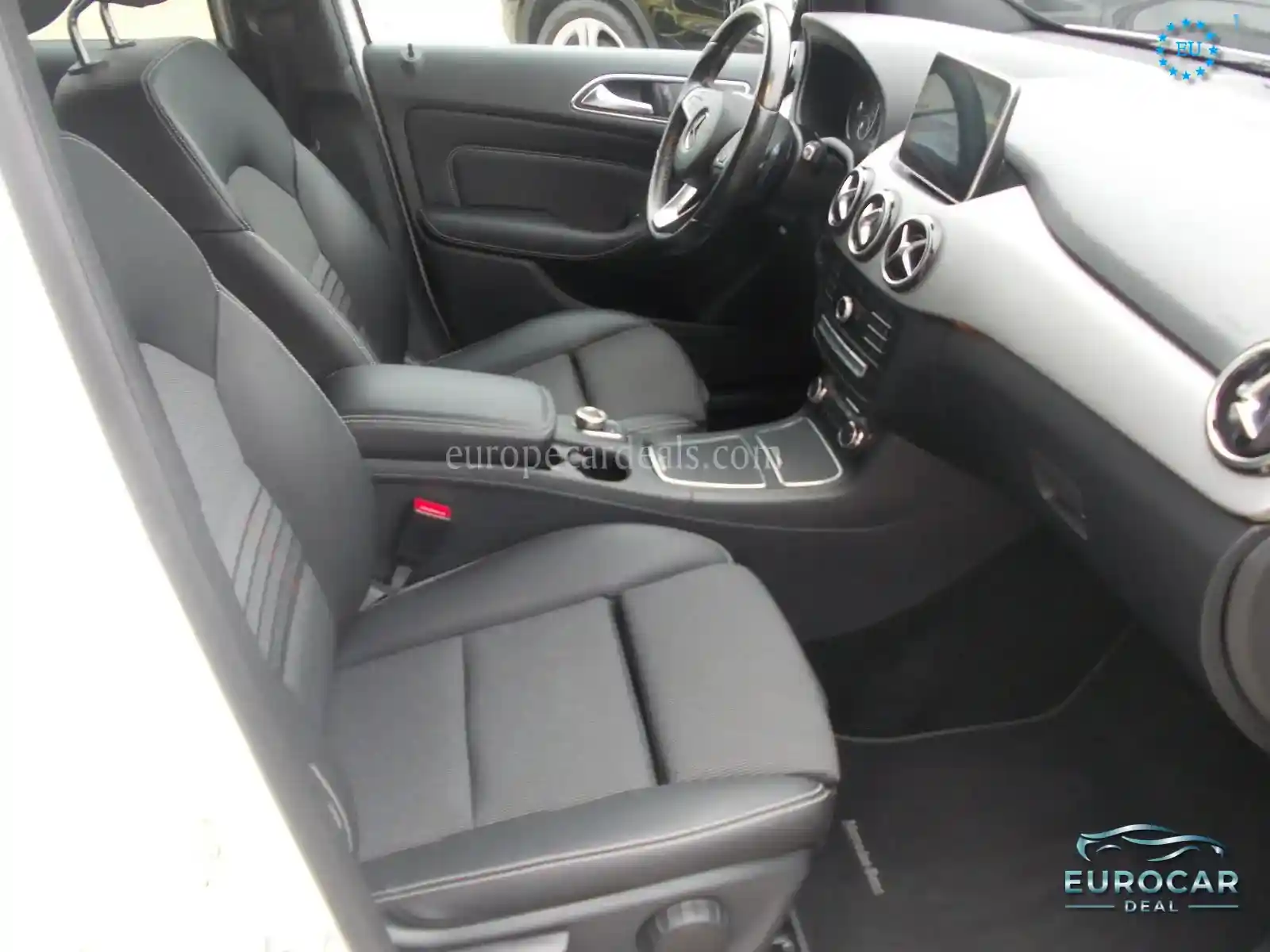 Mercedes-Benz B 220
