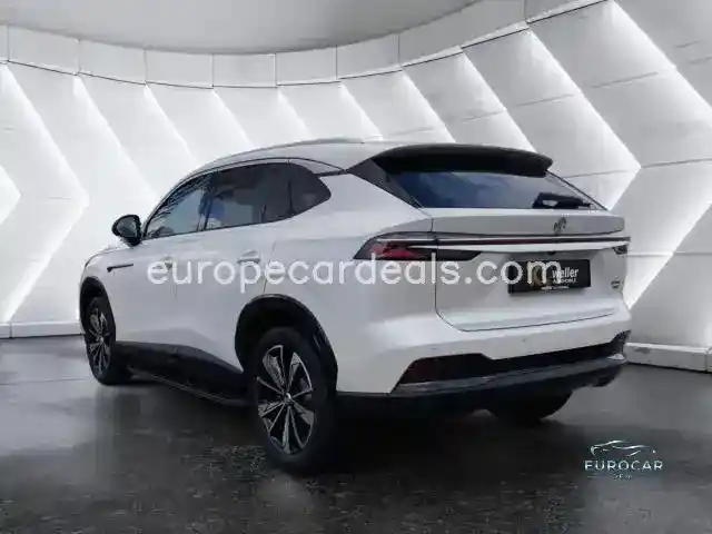 MG HS