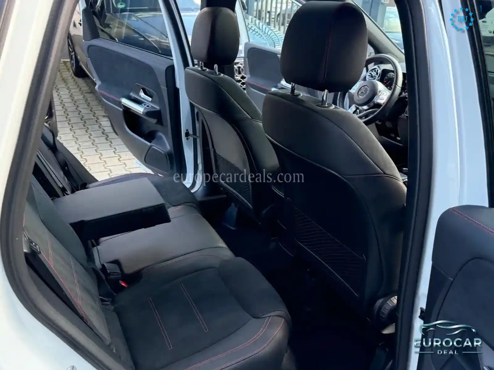 Mercedes-Benz B 220