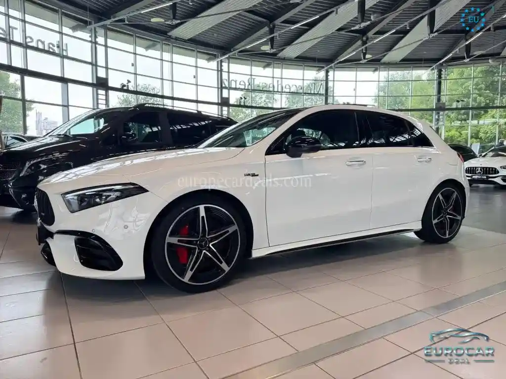 Mercedes-Benz A 45 AMG
