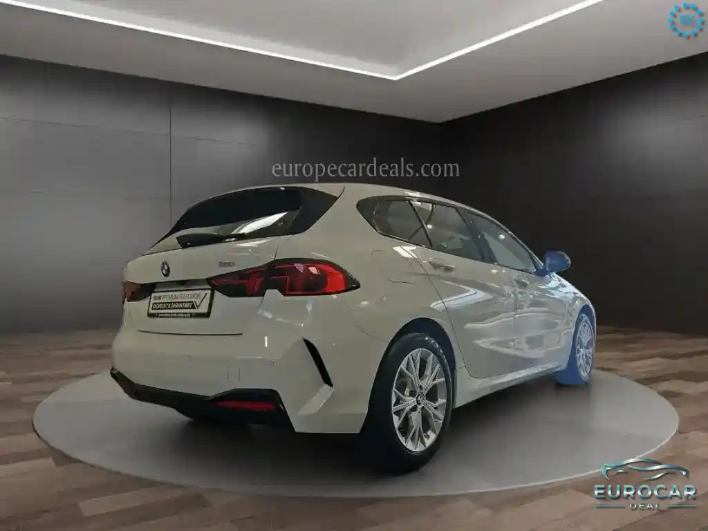BMW 120