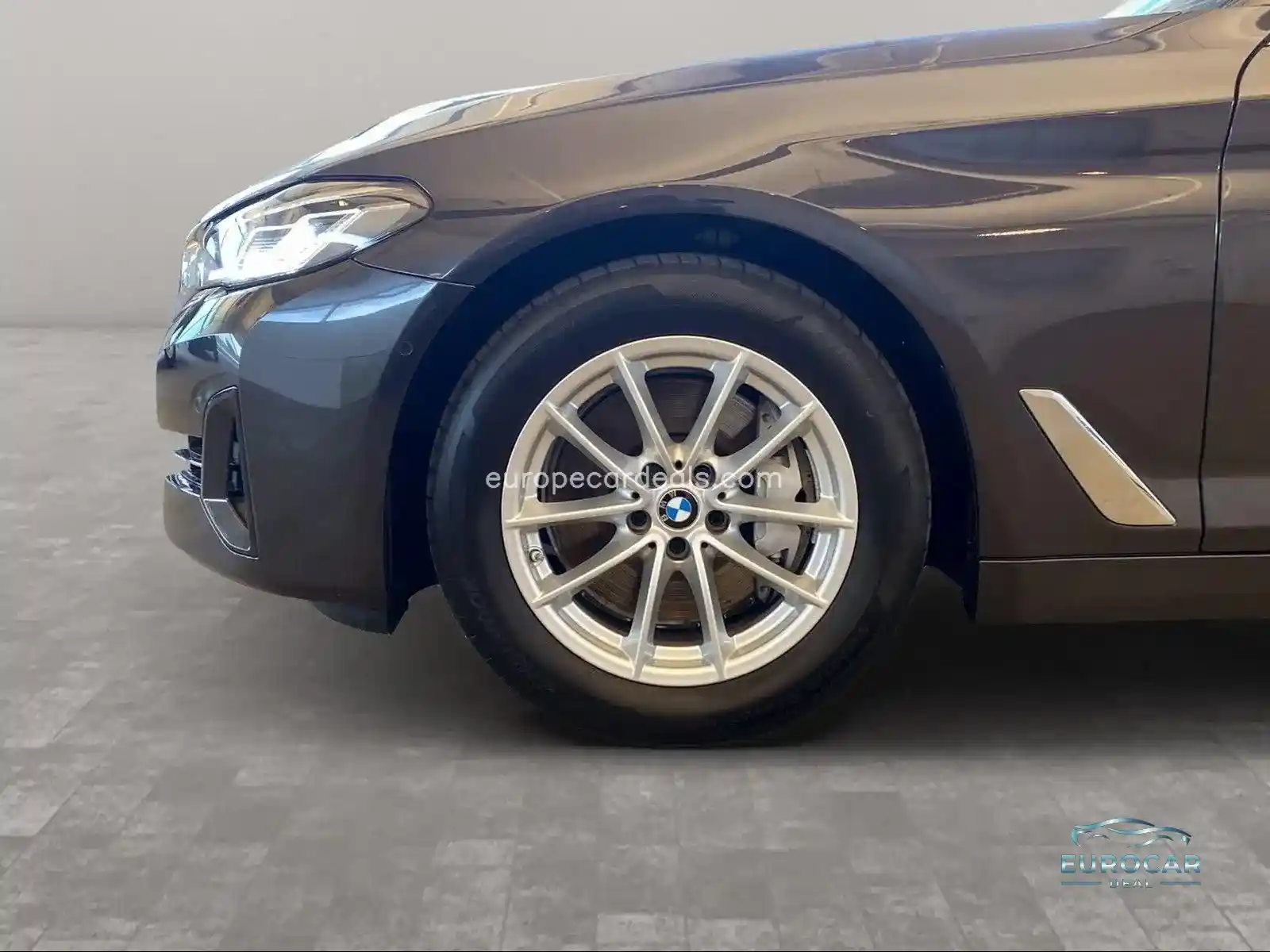 BMW 530