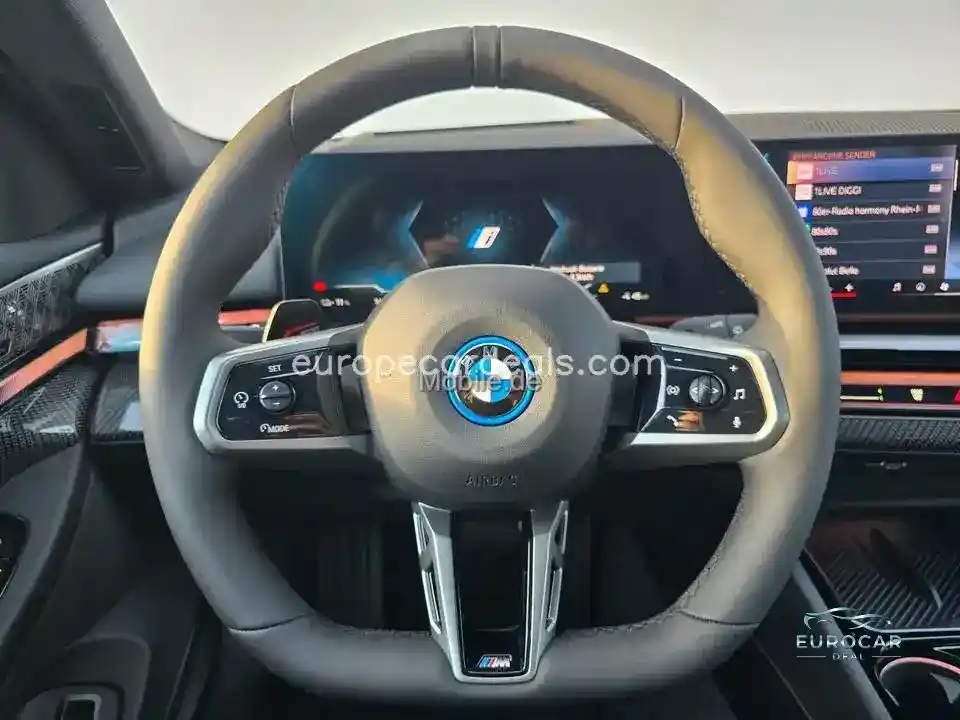 BMW i5