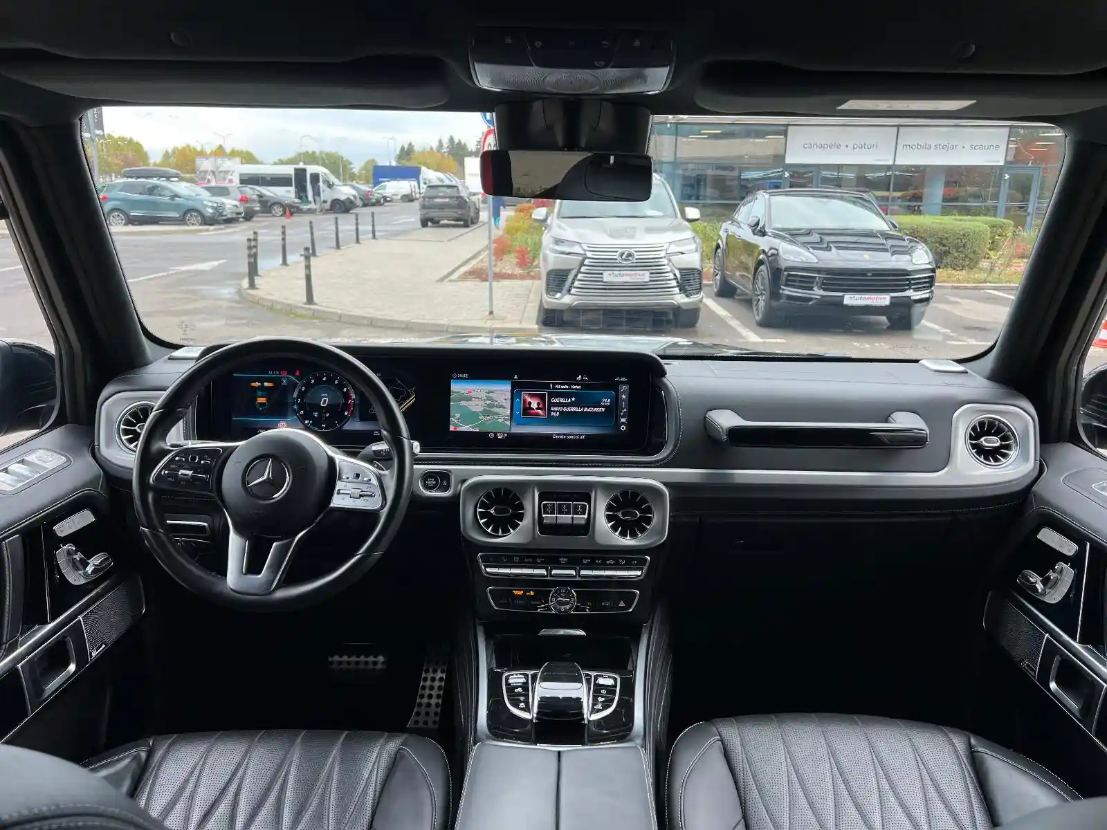 Mercedes-Benz G 500