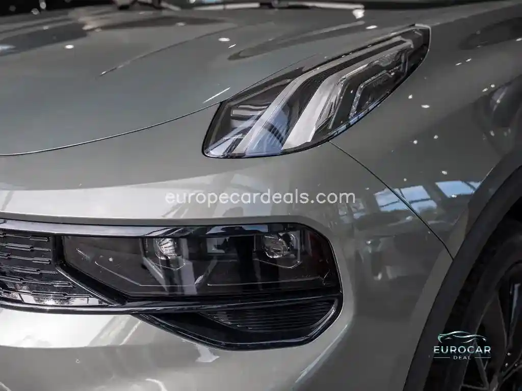 Lynk&Co 01