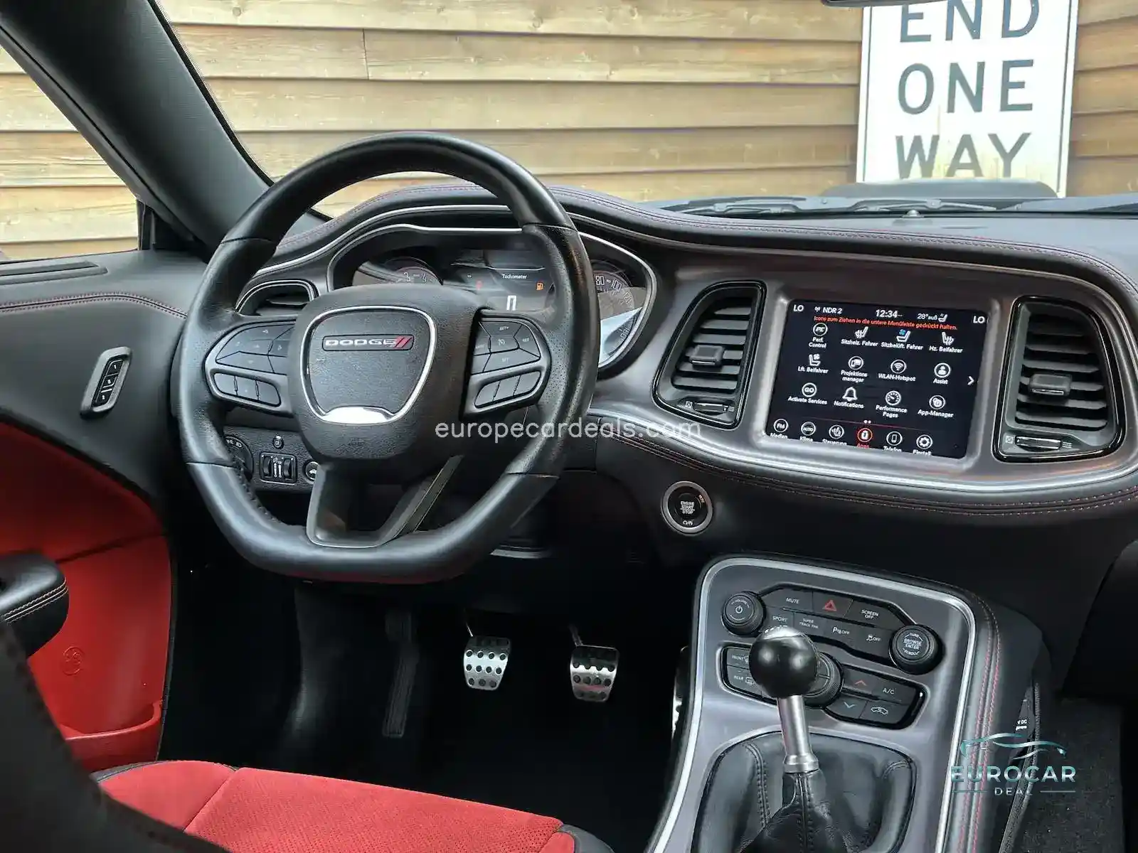 Dodge Challenger